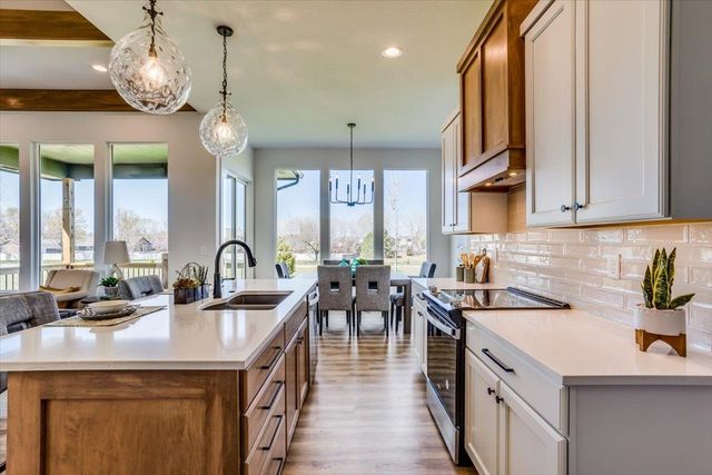 9638 W Cedar Lane, Maize, KS 67101