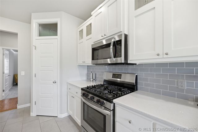 11303 S 211th East Avenue, Broken Arrow, OK 74014