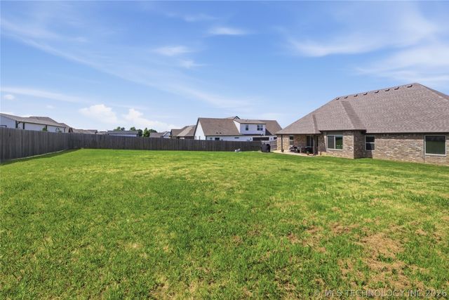 11303 S 211th East Avenue, Broken Arrow, OK 74014