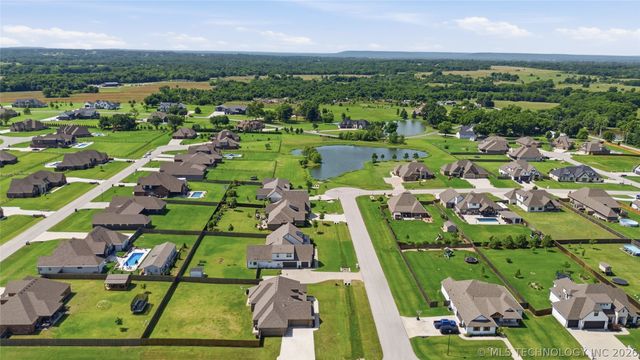 11303 S 211th East Avenue, Broken Arrow, OK 74014