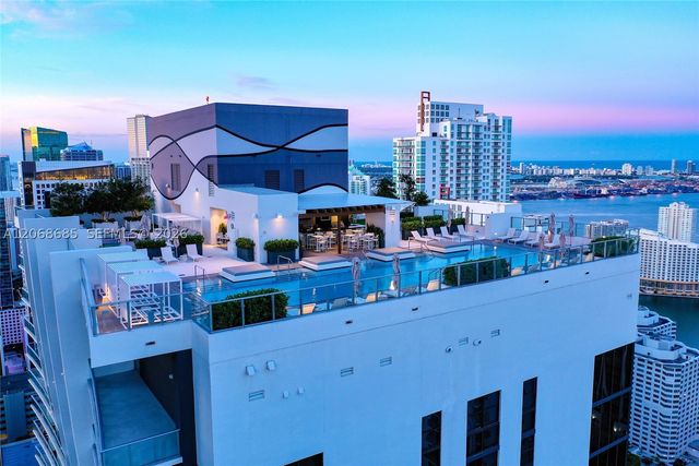 1010 Brickell Ave 3905, Miami, FL 33131