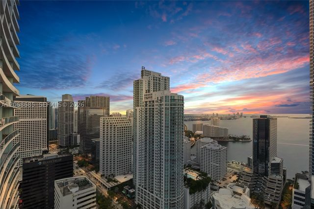 1010 Brickell Ave 3905, Miami, FL 33131