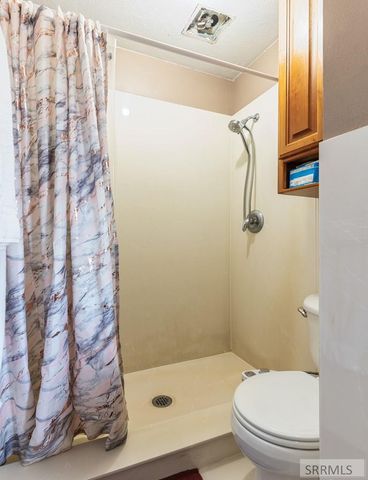 713 W Hwy 39, Blackfoot, ID 83221