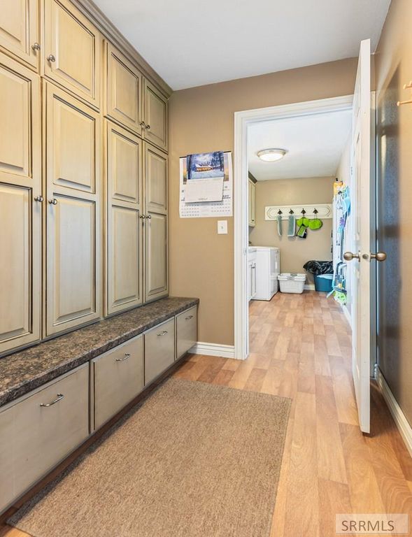 Image 15 of property listing at 713 W Hwy 39, Blackfoot, ID 83221