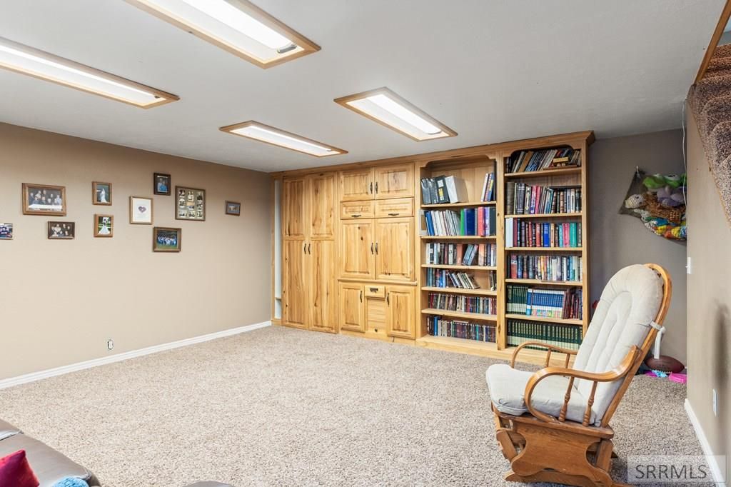 Image 34 of property listing at 713 W Hwy 39, Blackfoot, ID 83221