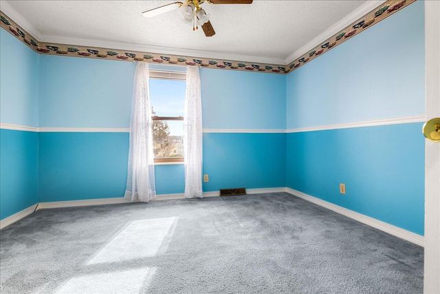 24 Cardinal Heights Road, Williamsburg, KY 40769