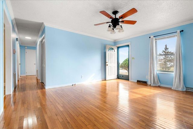 24 Cardinal Heights Road, Williamsburg, KY 40769