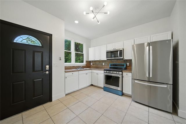 501 E SPARKMAN AVENUE, Tampa, FL 33602