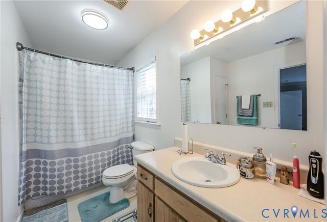 6600 Turnaway Ln, Chesterfield, VA 23234