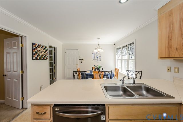 6600 Turnaway Ln, Chesterfield, VA 23234