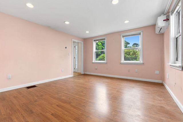 31 Vincent, Saugus, MA 01906
