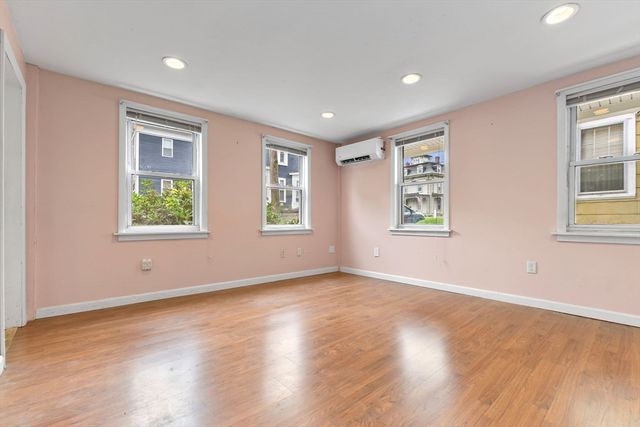 31 Vincent, Saugus, MA 01906
