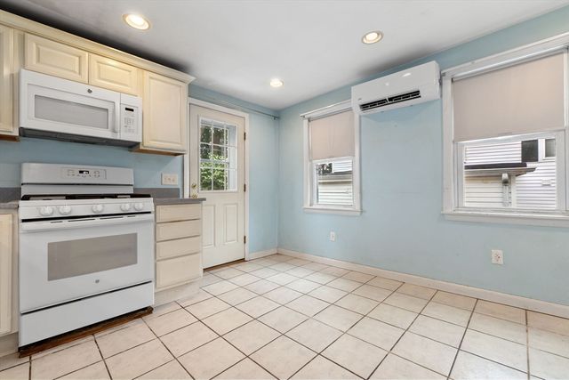 31 Vincent, Saugus, MA 01906