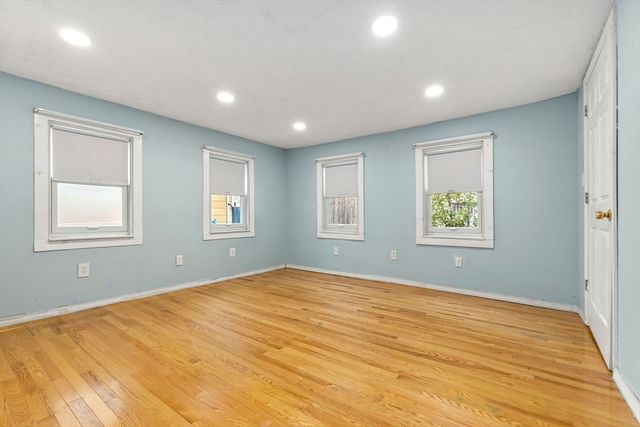 31 Vincent, Saugus, MA 01906