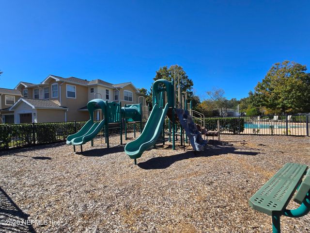 8550 ARGYLE BUSINESS Loop 505, Jacksonville, FL 32244