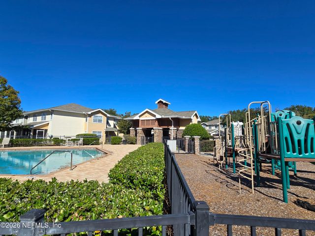 8550 ARGYLE BUSINESS Loop 505, Jacksonville, FL 32244