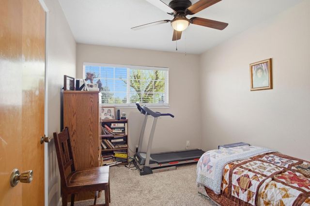 647 Ward Ave, Patterson, CA 95363