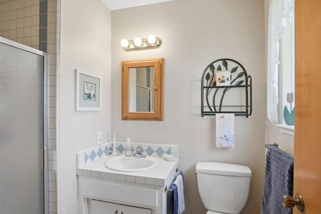 647 Ward Ave, Patterson, CA 95363