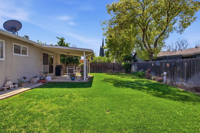 647 Ward Ave, Patterson, CA 95363