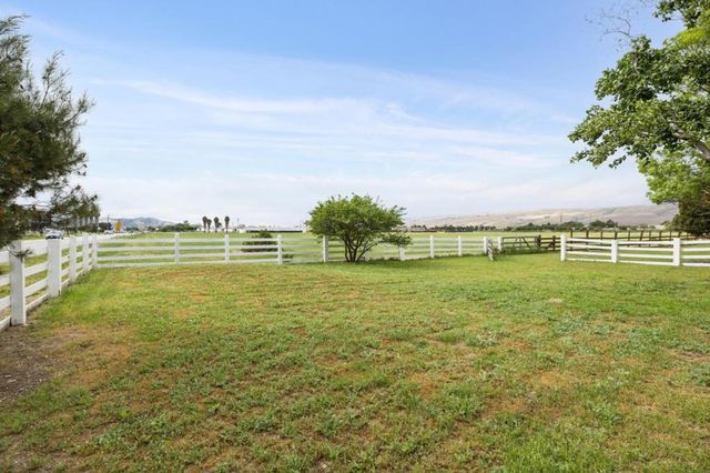 645 Hale Avenue, Morgan Hill, CA 95037