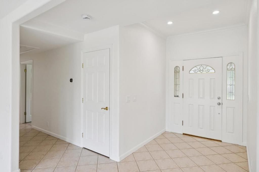 Image 11 of property listing at 645 Hale Avenue, Morgan Hill, CA 95037