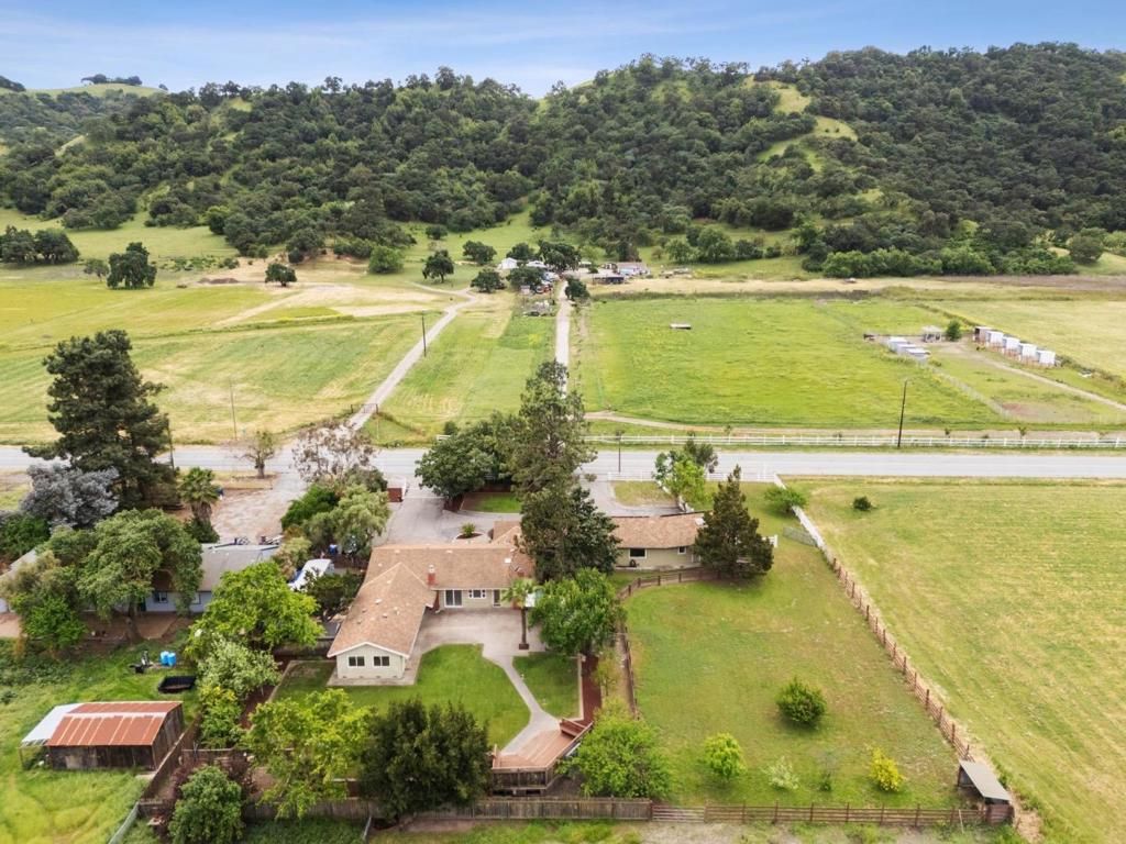 Image 3 of property listing at 645 Hale Avenue, Morgan Hill, CA 95037