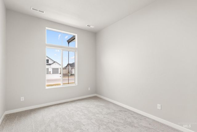 7043 E Marble Springs Dr, Nampa, ID 83687