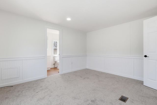 33 Cleo Circle, Rochester, NH 03868