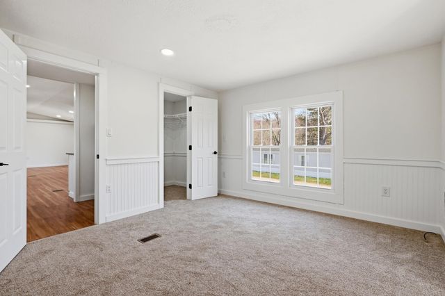 33 Cleo Circle, Rochester, NH 03868