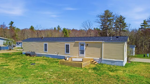 33 Cleo Circle, Rochester, NH 03868