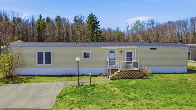 33 Cleo Circle, Rochester, NH 03868