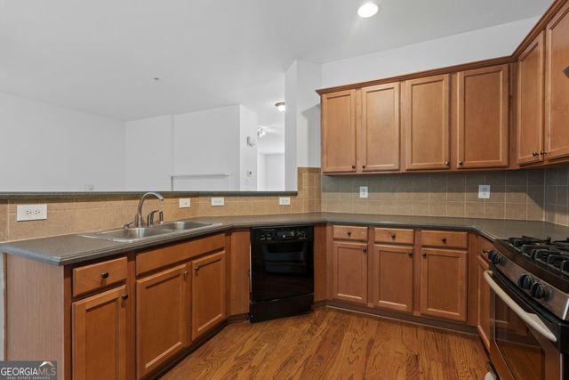 4658 Creekside Villas Way SE, Smyrna, GA 30082