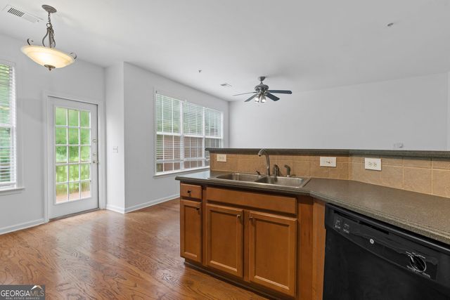 4658 Creekside Villas Way SE, Smyrna, GA 30082