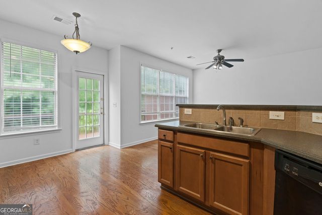 4658 Creekside Villas Way SE, Smyrna, GA 30082