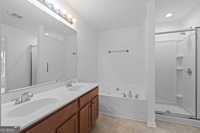 4658 Creekside Villas Way SE, Smyrna, GA 30082