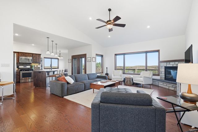 5717 Pheasant Ridge Road, Manhattan, KS 66502