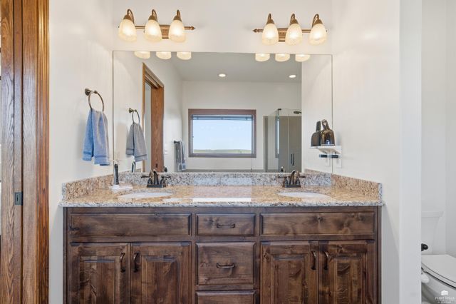 5717 Pheasant Ridge Road, Manhattan, KS 66502