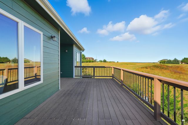 5717 Pheasant Ridge Road, Manhattan, KS 66502