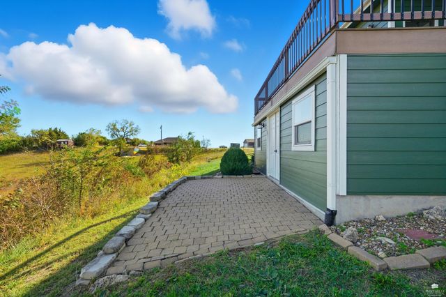 5717 Pheasant Ridge Road, Manhattan, KS 66502