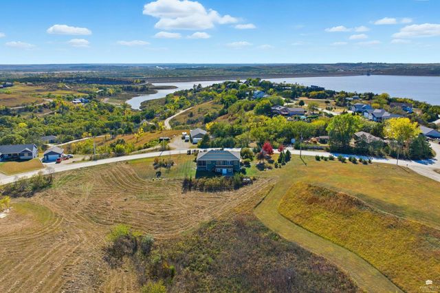 5717 Pheasant Ridge Road, Manhattan, KS 66502