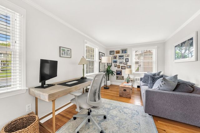 101 Bird St, Needham, MA 02492
