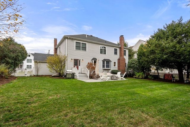 101 Bird St, Needham, MA 02492