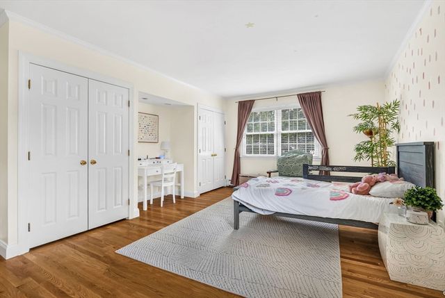 101 Bird St, Needham, MA 02492