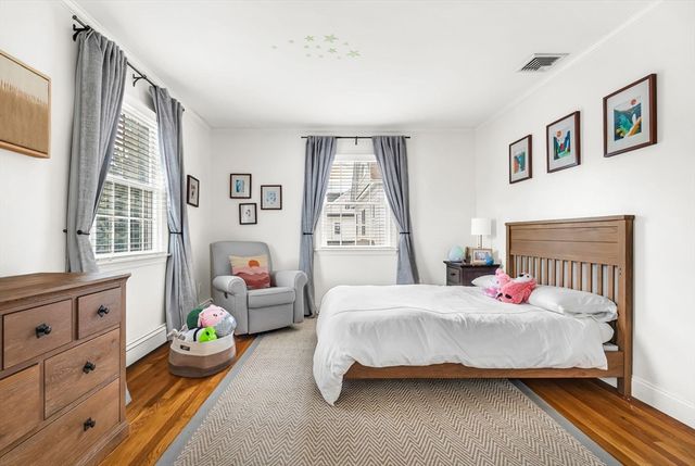 101 Bird St, Needham, MA 02492