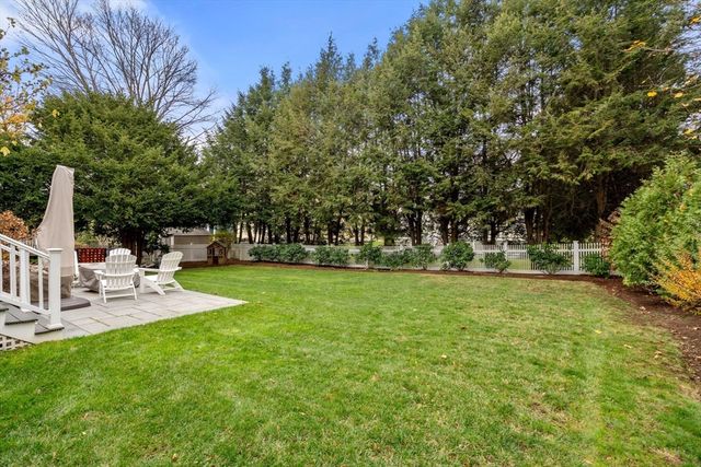 101 Bird St, Needham, MA 02492
