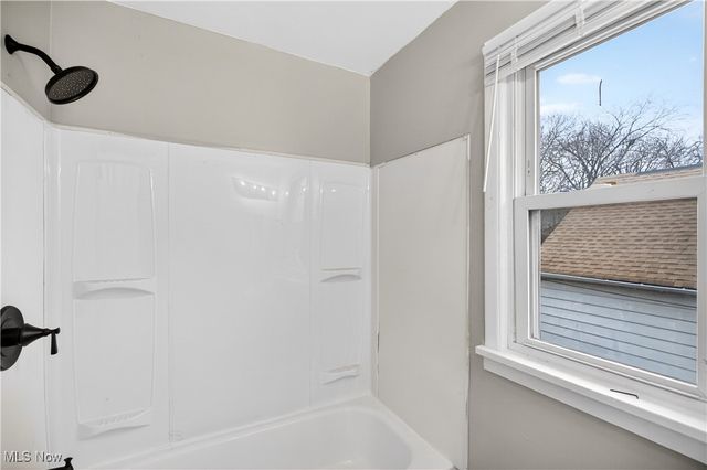 9517 Prince Avenue, Cleveland, OH 44105