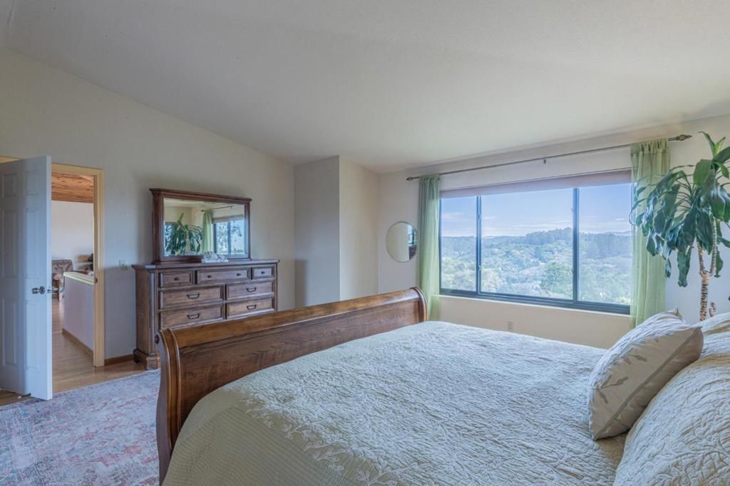 Image 27 of property listing at 17220 Garlen Court, Salinas, CA 93907