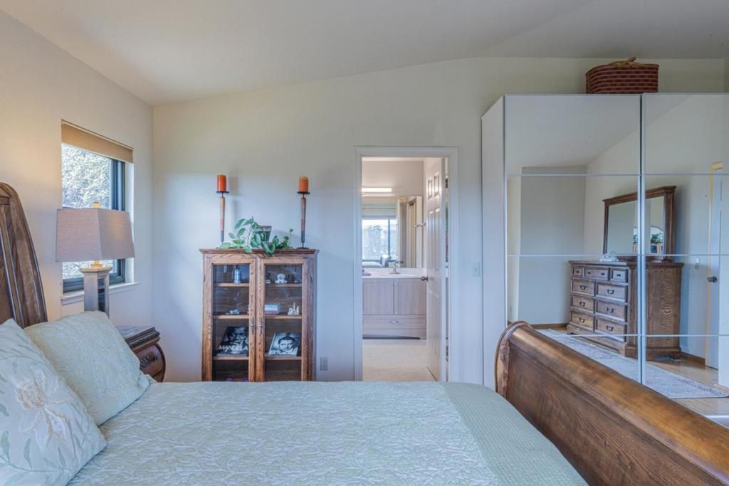 Image 28 of property listing at 17220 Garlen Court, Salinas, CA 93907