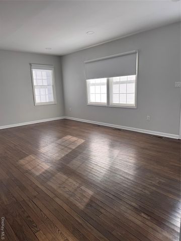 14 Fenner Lane, Nanuet, NY 10954