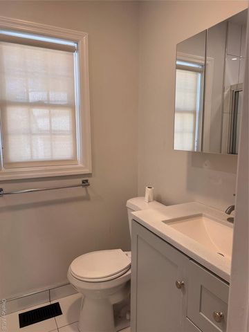 14 Fenner Lane, Nanuet, NY 10954